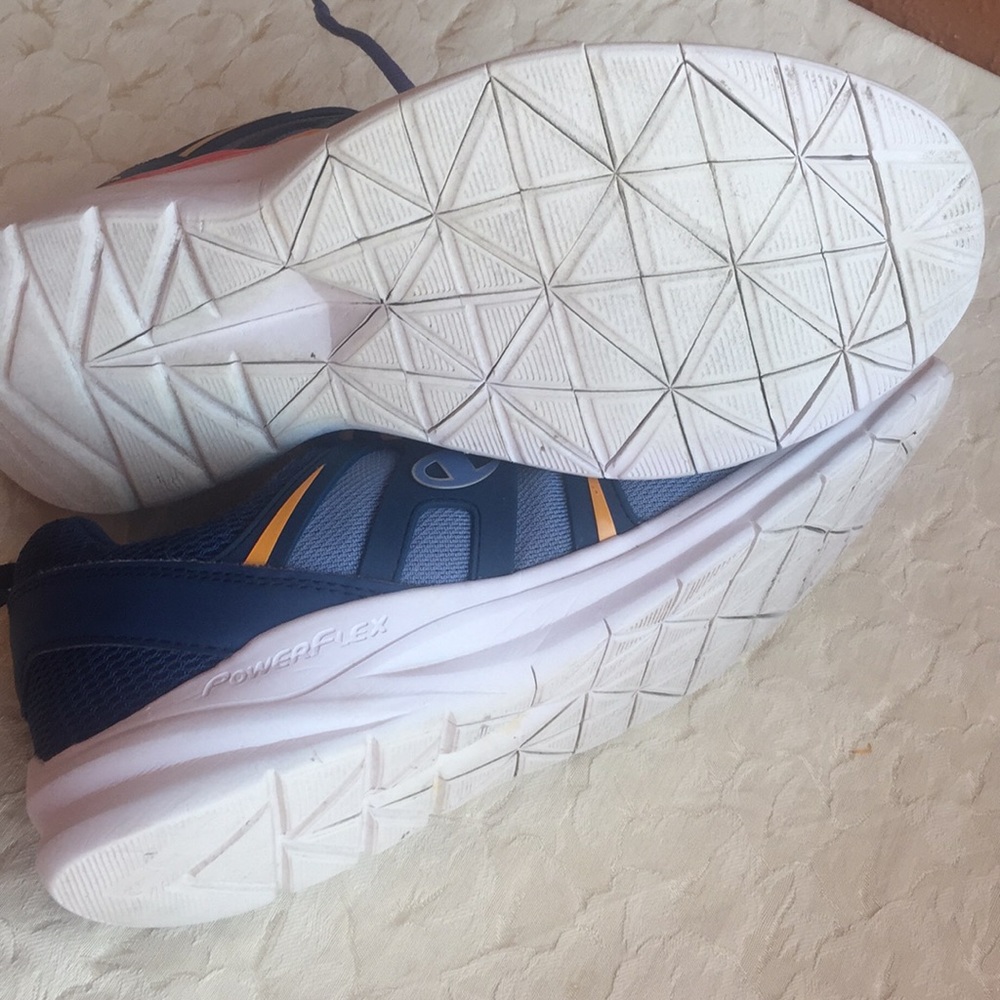 Blue Champion sneaker 9 .5 - Picture 6 of 8
